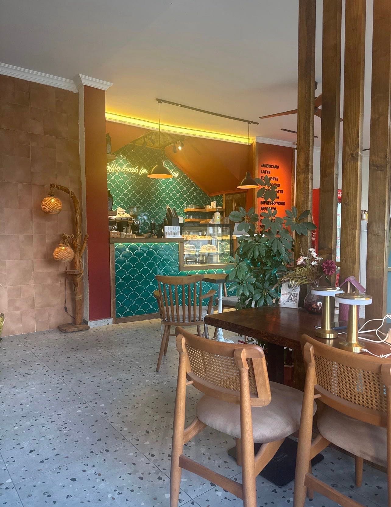 De Lucci Burger & Coffee — Fethiye, Muğla