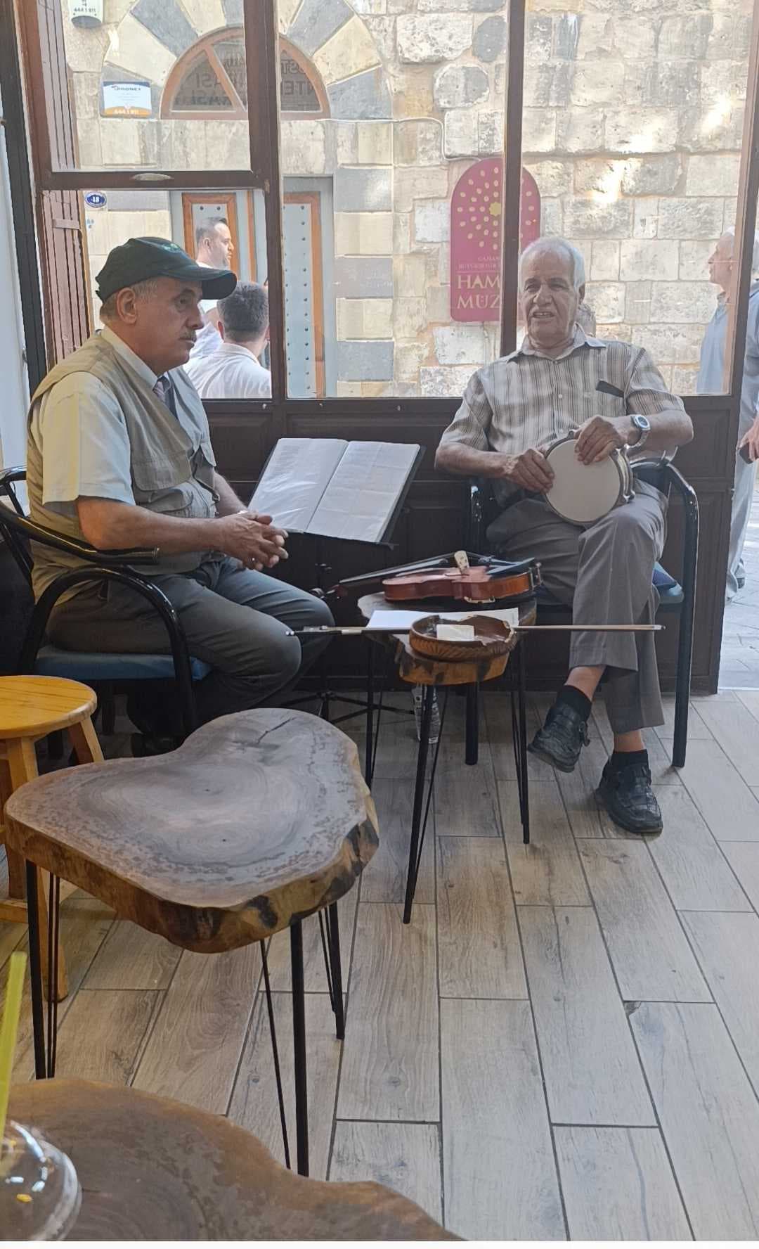 Ayaküstü Vitamin — Şahinbey, Gaziantep