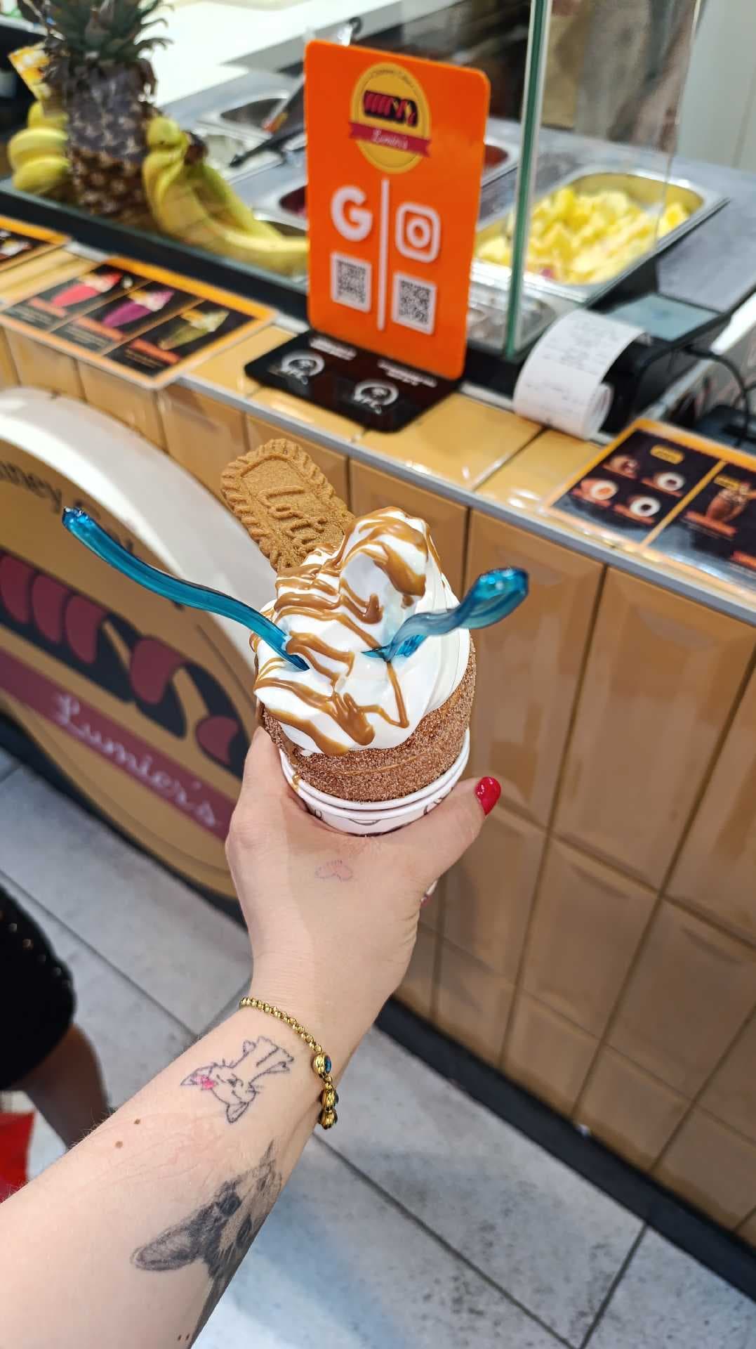 Lumier’s Chimney Cake — Kadıköy, İstanbul
