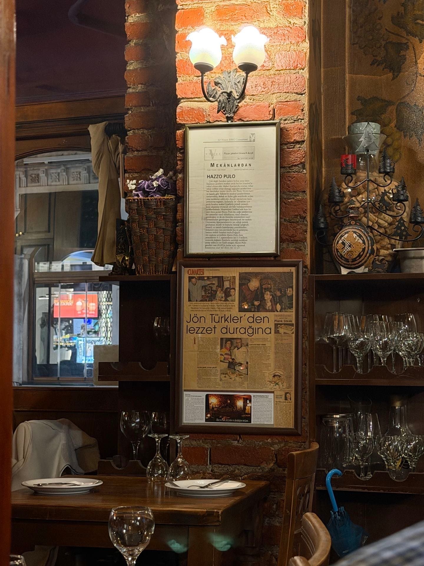 Hazzo Pulo Restaurant ve Şarap Evi — Beyoğlu, İstanbul — ₺1.400
