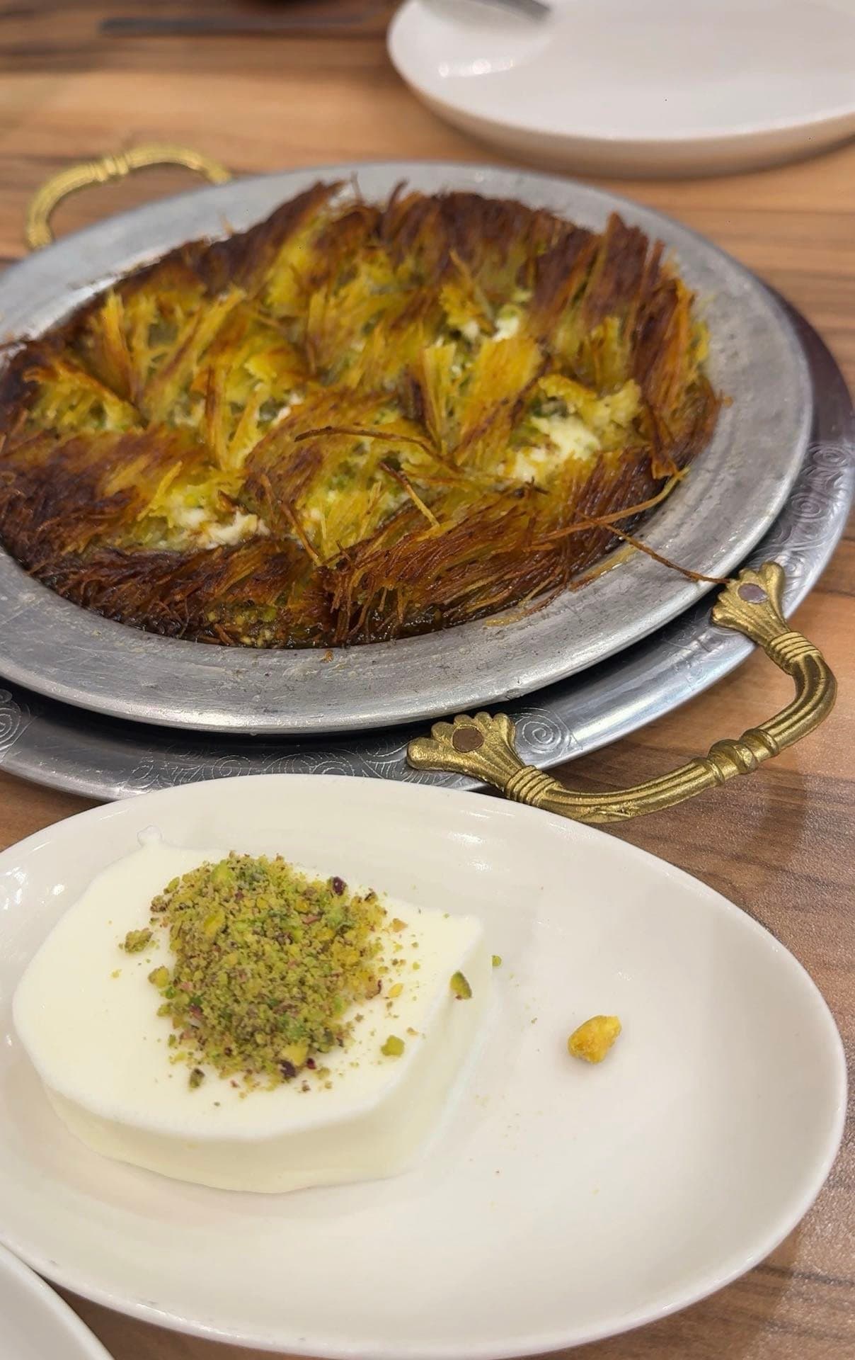 Gies Künefe — Afyonkarahisar Merkez, Afyonkarahisar